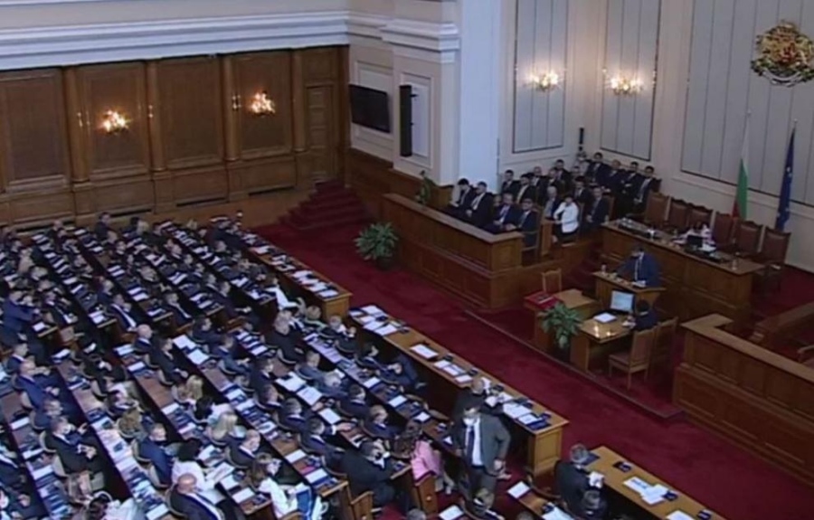 Депутатите одобриха списъка с военна помощ за Украйна
